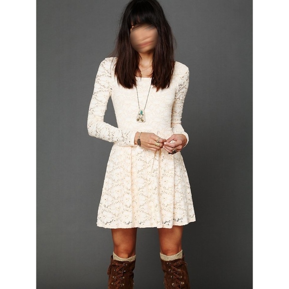 Free People Dresses & Skirts - NWOT Free People lace fit & flare dress